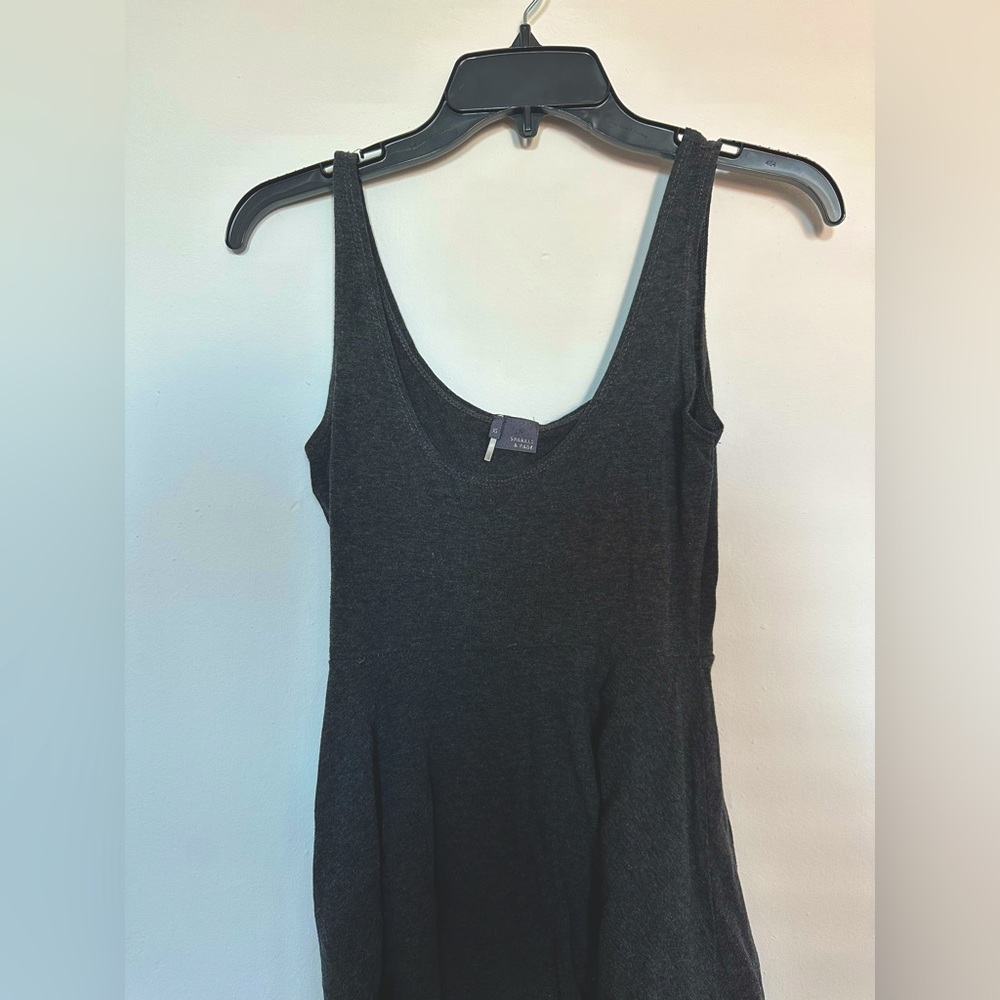 URBAN OUTFITTERS SKATER DRESS SIZE XS